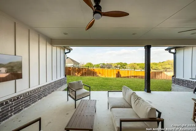 132 Ash Parkway La Vernia, TX 78121