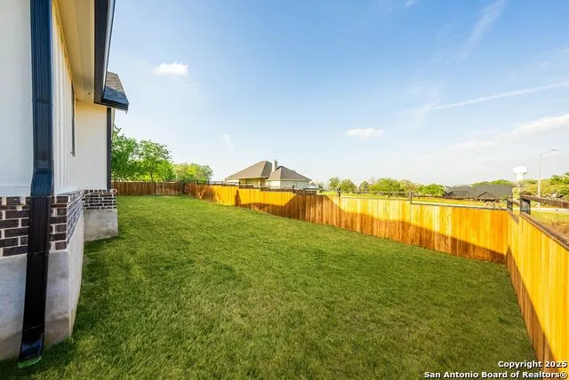 132 Ash Parkway La Vernia, TX 78121