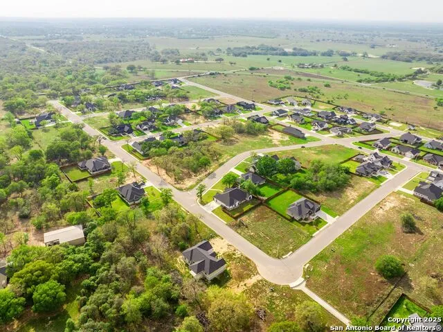 132 Ash Parkway La Vernia, TX 78121