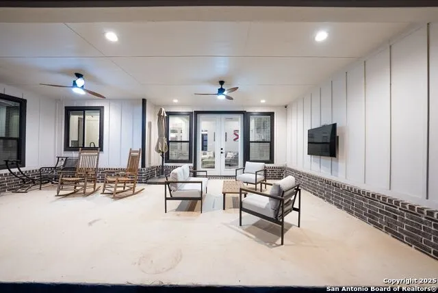 132 Ash Parkway La Vernia, TX 78121