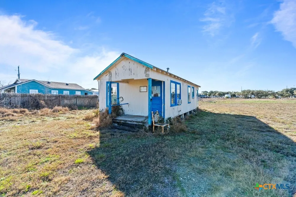 1315 S Church Rockport, TX 78382