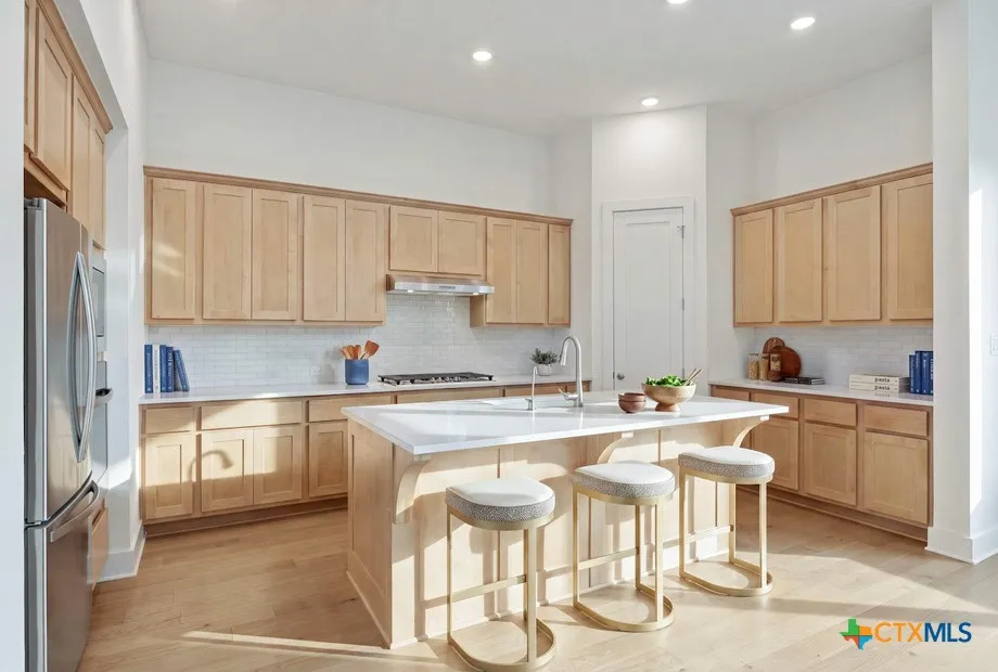 1700 Crimson Sunset Drive Georgetown, TX 78628