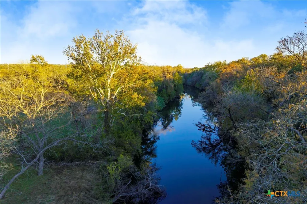 10.86 Acres Tract 4 Village Lane Seguin, TX 78155