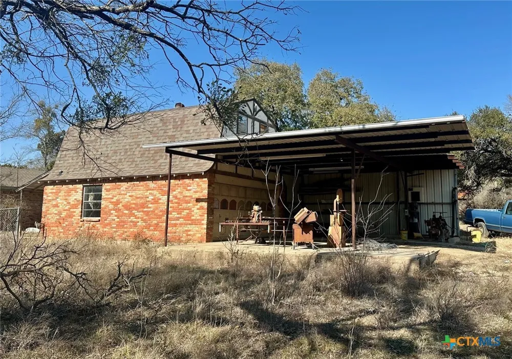 1950 County Road 299 Gatesville, TX 76528