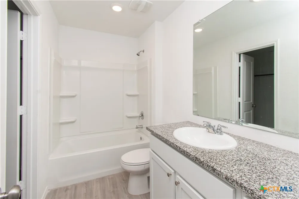 5812 San Geronimo Seguin, TX 78155