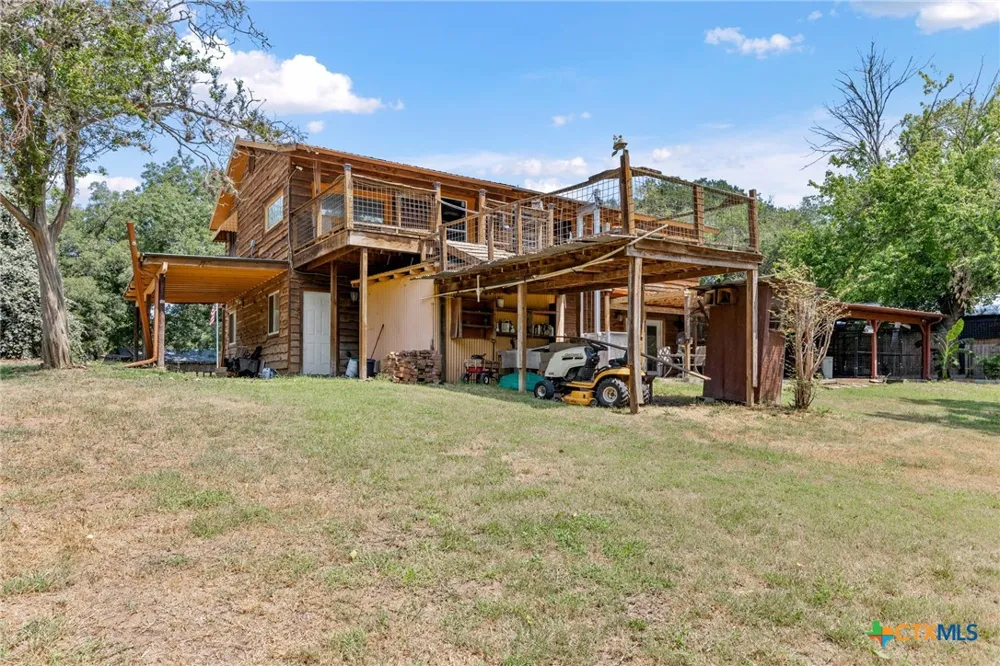 315 Riverwood Drive Bastrop, TX 78602