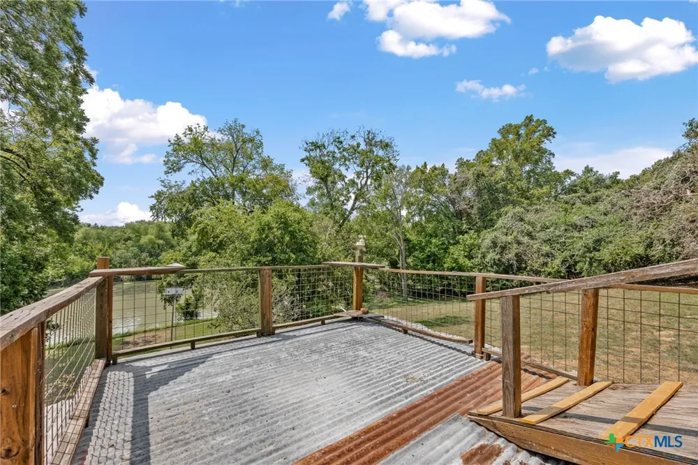 315 Riverwood Drive Bastrop, TX 78602