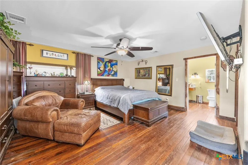 315 Riverwood Drive Bastrop, TX 78602