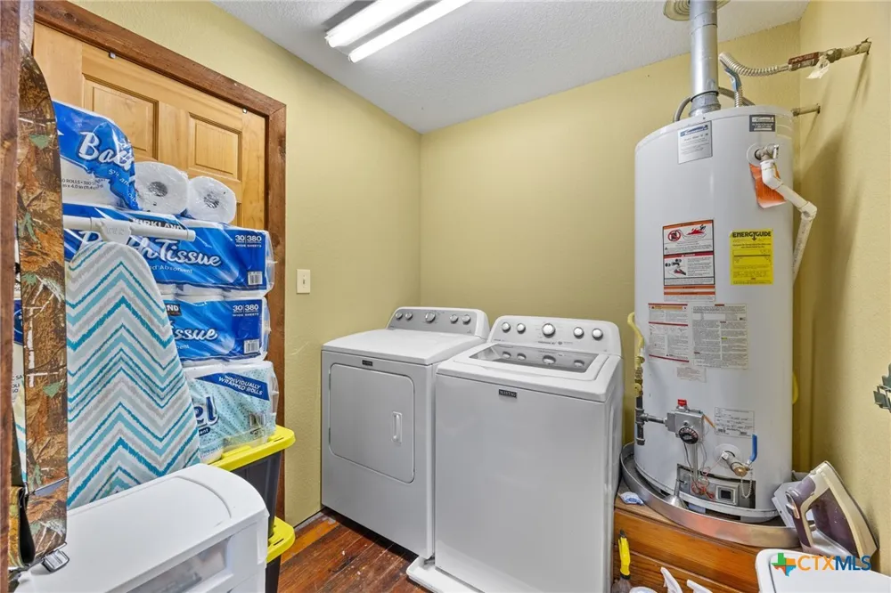 315 Riverwood Drive Bastrop, TX 78602