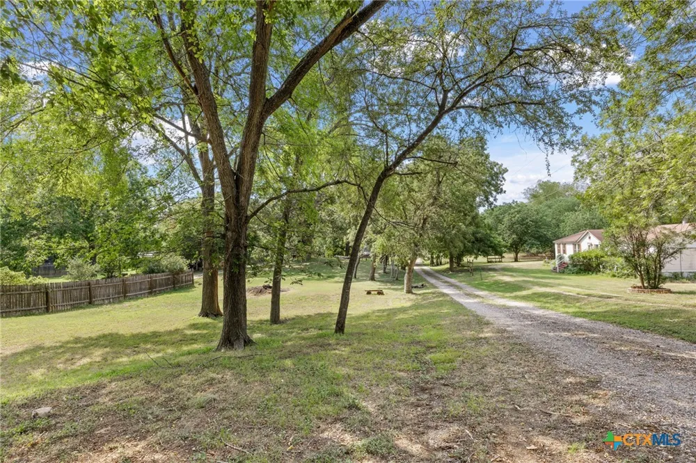 315 Riverwood Drive Bastrop, TX 78602