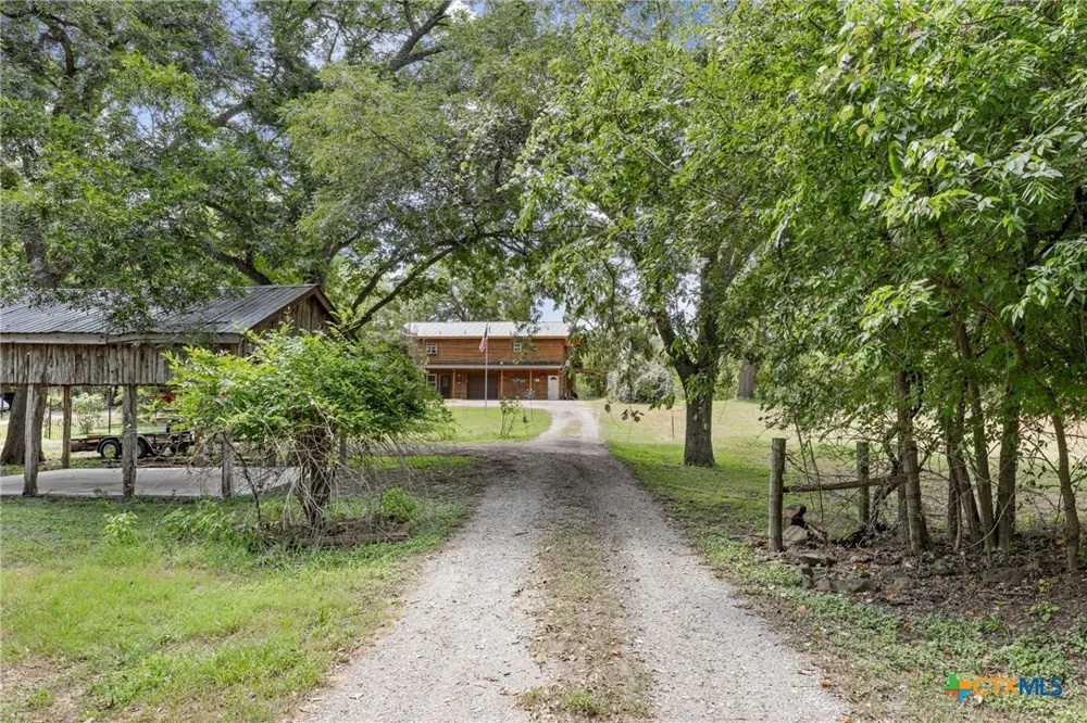 315 Riverwood Drive Bastrop, TX 78602