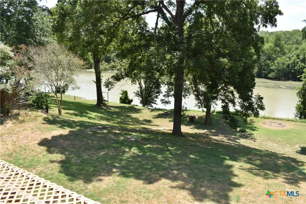 315 Riverwood Drive Bastrop, TX 78602