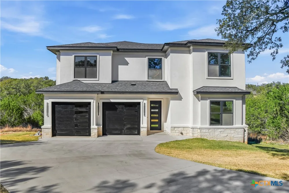 106 Broken Bow Horseshoe Bay, TX 78657
