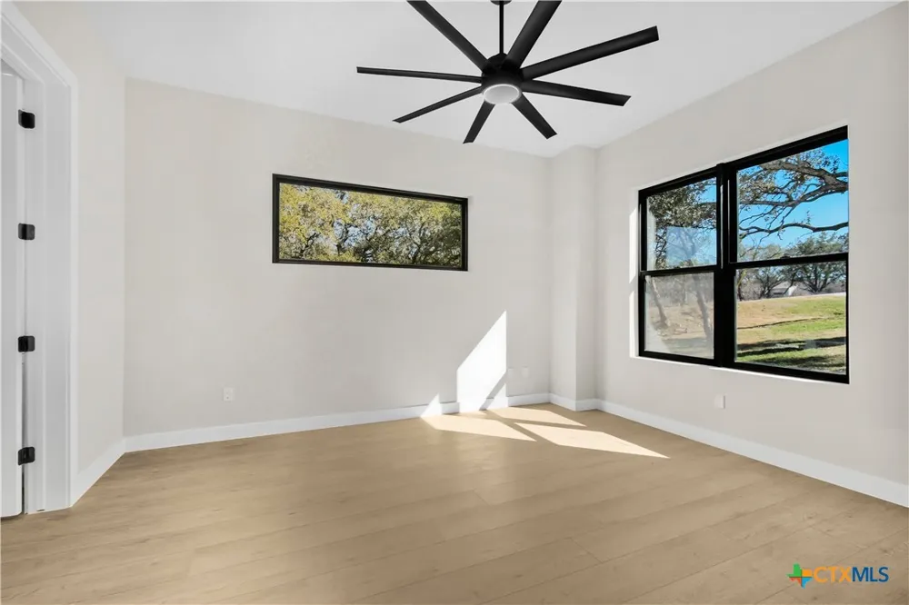 106 Broken Bow Horseshoe Bay, TX 78657