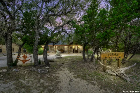 128 Mountain Laurel