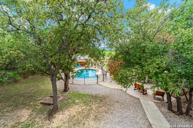 128 Mountain Laurel Concan, TX 78838