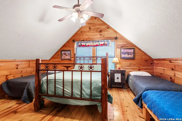 128 Mountain Laurel Concan, TX 78838