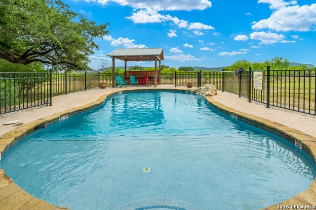 128 Mountain Laurel Concan, TX 78838