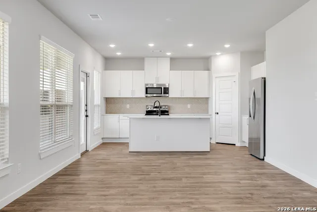 6802/6804 Florence Drive Midlothian, TX 76065