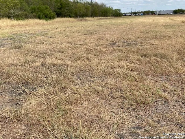 12020 interstate 10 Converse, TX 78109