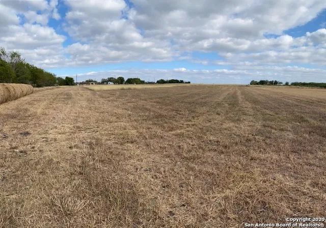 12020 interstate 10 Converse, TX 78109