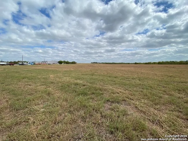 12020 interstate 10 Converse, TX 78109