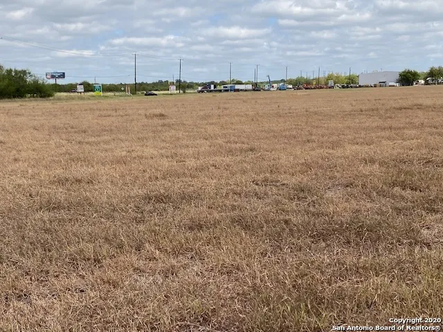 12020 interstate 10 Converse, TX 78109