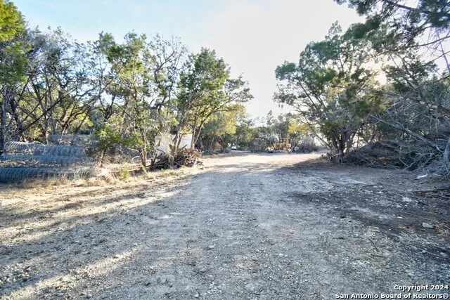 904 Olympic Dr Kerrville, TX 78028