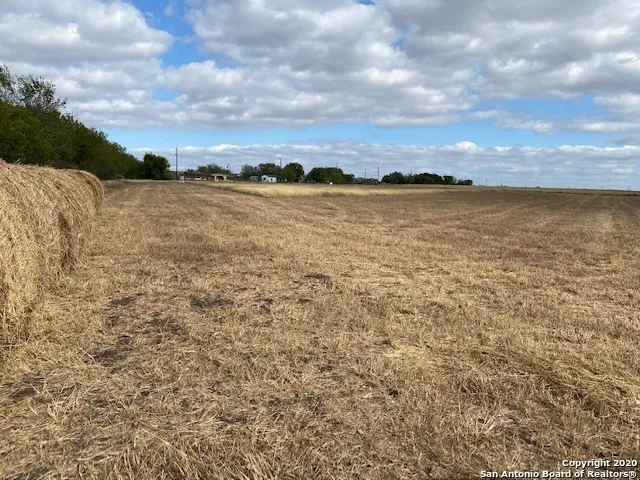 12020 interstate 10 Converse, TX 78109
