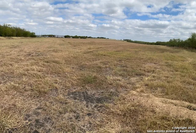 12020 interstate 10 Converse, TX 78109