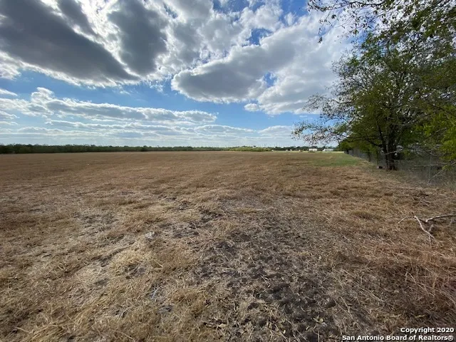12020 interstate 10 Converse, TX 78109