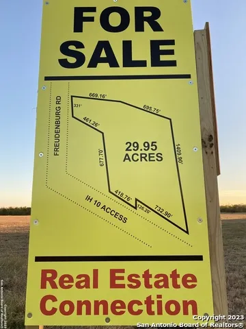 12030 E Interstate 10 San Antonio, TX 78109