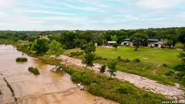196 Rock Bottom Hunt, TX 78024