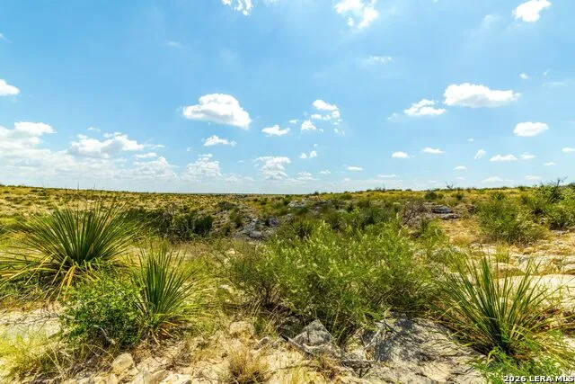00 CR 107 Ozona, TX 76943