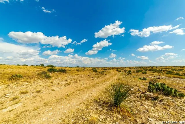 00 CR 107 Ozona, TX 76943