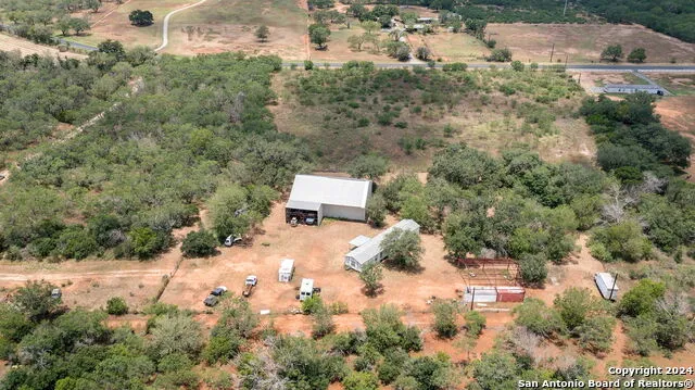 19366 BENTON CITY RD Somerset, TX 78069