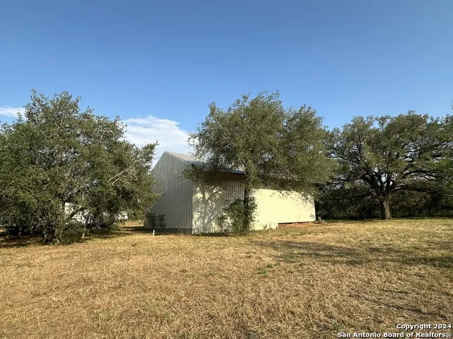 19366 BENTON CITY RD Somerset, TX 78069