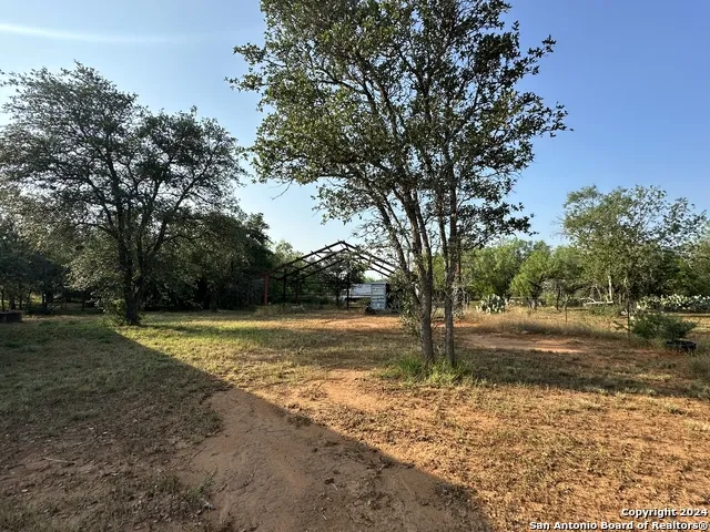 19366 BENTON CITY RD Somerset, TX 78069