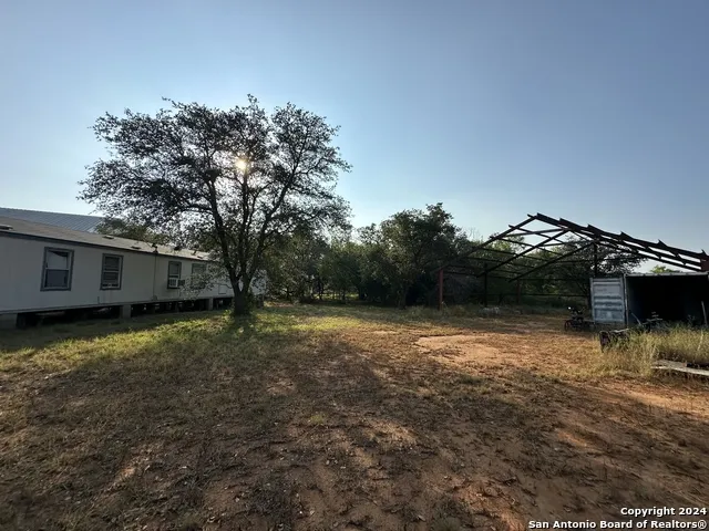 19366 BENTON CITY RD Somerset, TX 78069
