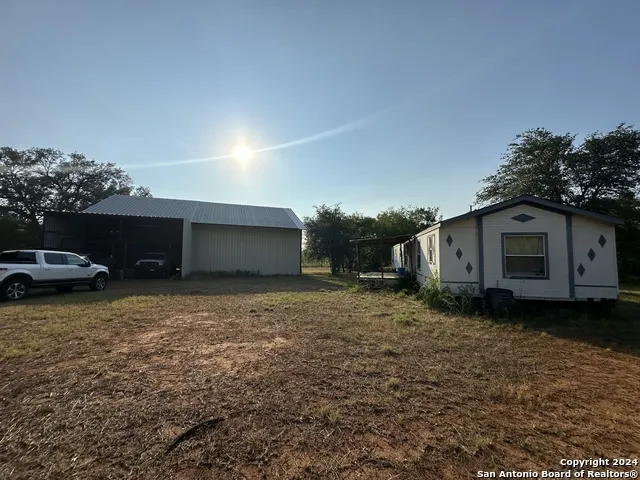 19366 BENTON CITY RD Somerset, TX 78069