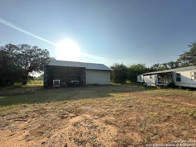 19366 BENTON CITY RD Somerset, TX 78069