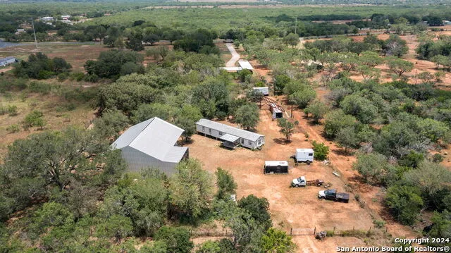 19366 BENTON CITY RD Somerset, TX 78069