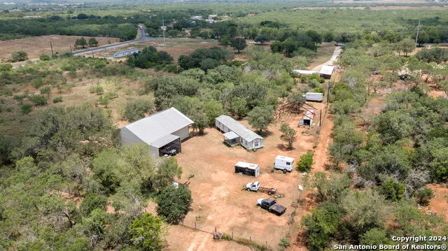 19366 BENTON CITY RD Somerset, TX 78069
