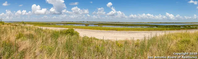 602-698 Cape Velero Dr Rockport, TX 78382