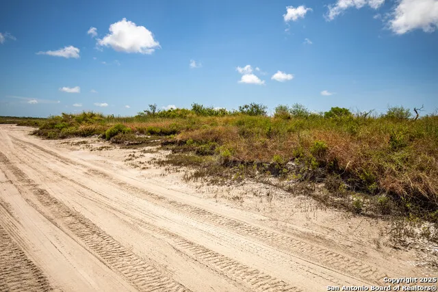 602-698 Cape Velero Dr Rockport, TX 78382