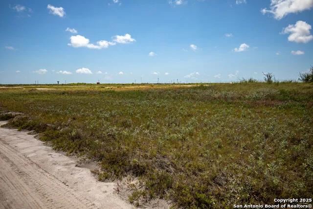 602-698 Cape Velero Dr Rockport, TX 78382