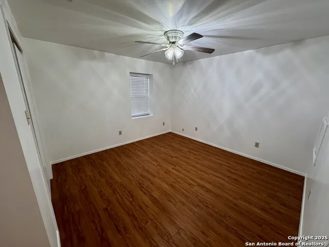 203 Zanderson Jourdanton, TX 78026