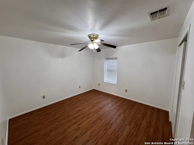 203 Zanderson Jourdanton, TX 78026