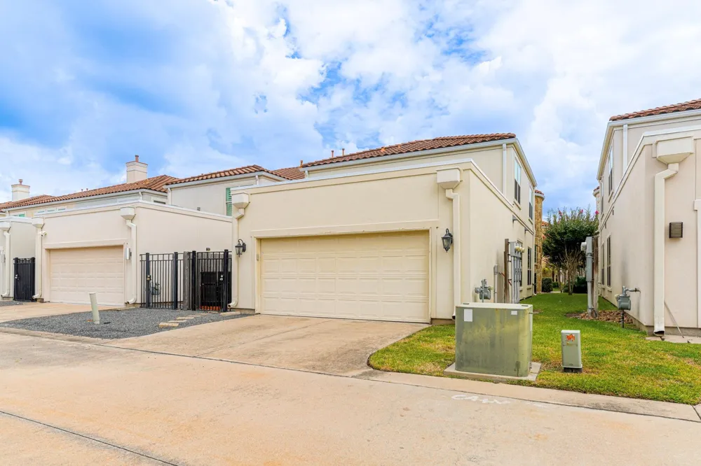 13417 Preston Cliff Court Houston, TX 77077