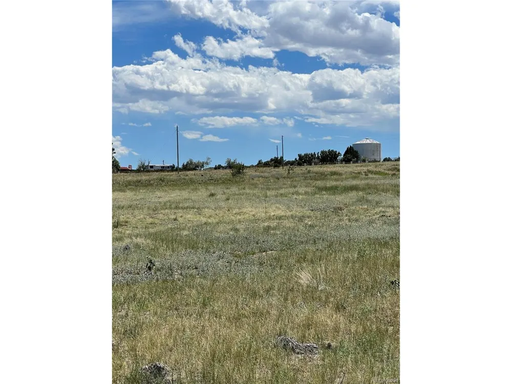 368 Las Animas Way Colorado City, CO 81019